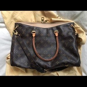 Louis Vuitton Pallas